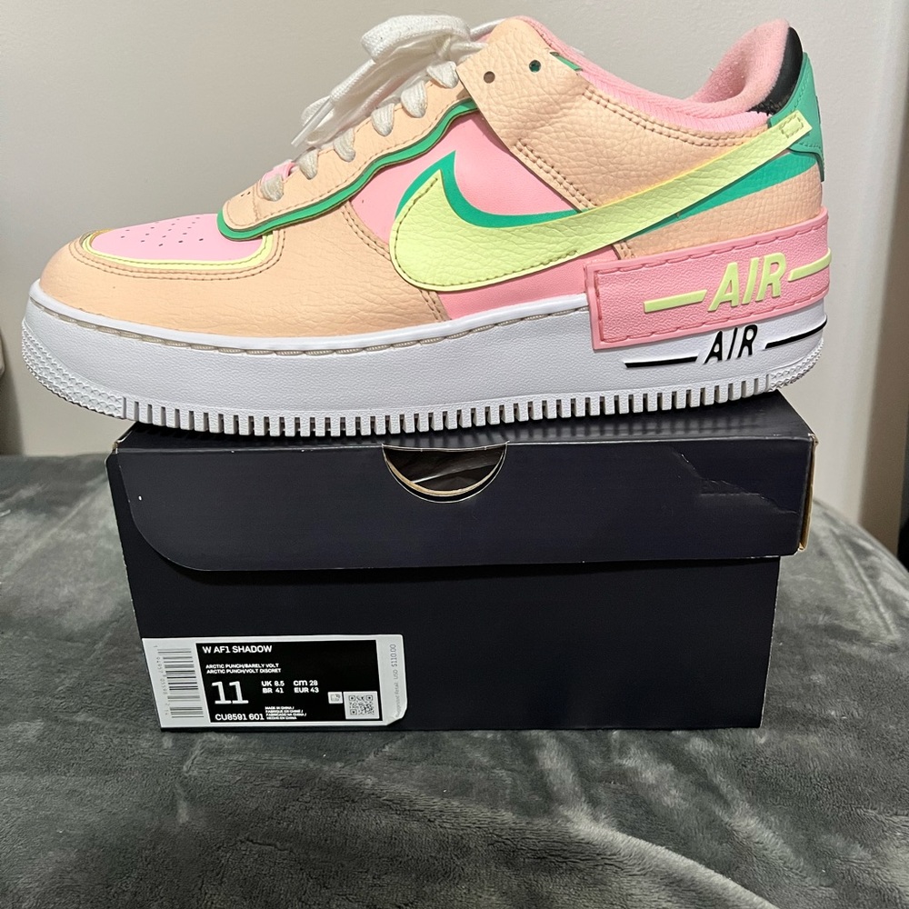 Nike Women AF1 Shadow